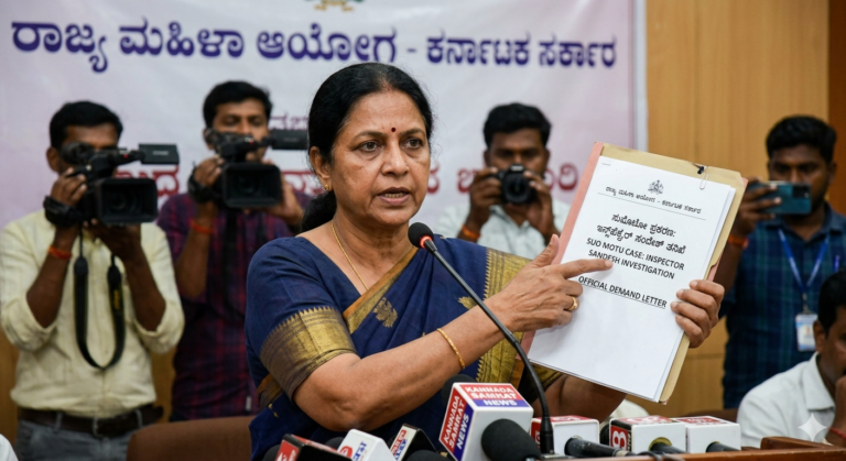 ಮೂಡುಬಿದ್ರೆ ಇನ್ಸ್‌ಪೆಕ್ಟರ್ ಸಂದೇಶ್ ವಿರುದ್ಧ ಭುಗಿಲೆದ್ದ ಆಕ್ರೋಶ: ಸುಮೋಟೋ ಕೇಸ್ ದಾಖಲಿಸಲು ಮಹಿಳಾ ಆಯೋಗದ ಖಡಕ್ ಸೂಚನೆ