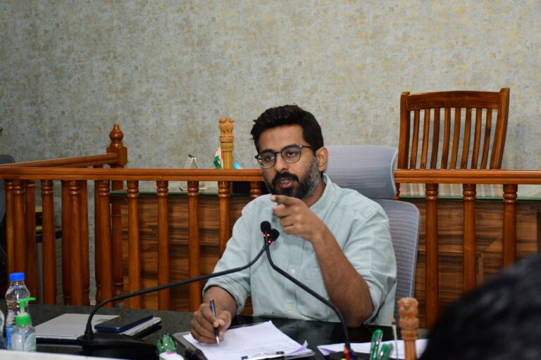 ಕಲಬುರಗಿ ಗ್ಯಾಸ್ ವಿತರಕರಿಗೆ ಜಿಲ್ಲಾಧಿಕಾರಿ ಖಡಕ್ ವಾರ್ನಿಂಗ್: ಕಾಳಸಂತೆಯಲ್ಲಿ ಸಿಲಿಂಡರ್ ಮಾರಿದ್ರೆ ಡಿಸ್ಟ್ರಿಬ್ಯೂಟರ್‌ಗಳೇ ಹೊಣೆ!