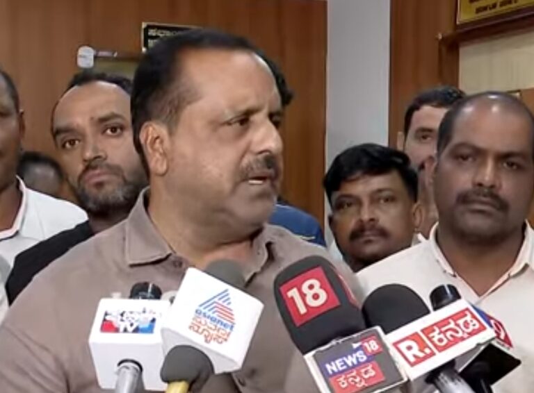 ಖಾಸಗಿ ಆಸ್ಪತ್ರೆಗಳ ಮನಬಂದಂತೆ ಬಿಲ್ಲಿಂಗ್‌ಗೆ ಬ್ರೇಕ್: ರಿಸೆಪ್ಷನ್‌ನಲ್ಲೇ ಚಿಕಿತ್ಸಾ ದರಪಟ್ಟಿ ಪ್ರದರ್ಶನ ಕಡ್ಡಾಯ – ಸಚಿವ ಯು.ಟಿ. ಖಾದರ್ ಖಡಕ್ ಎಚ್ಚರಿಕೆ!